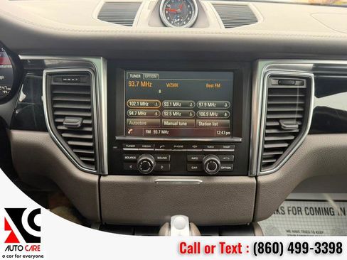 Used 2016 Porsche Macan S image 22