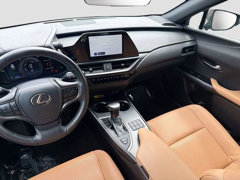 Used 2024 Lexus UX 250h AWD w/ Premium Package image 25