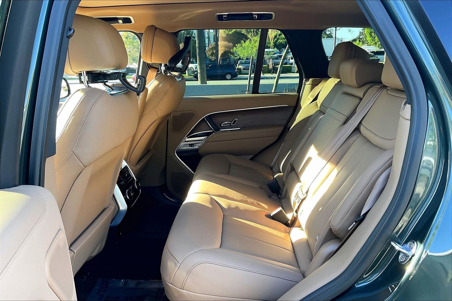 New 2027 Land Rover Range Rover SE AWD/4WD image 17