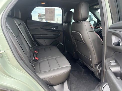Used 2024 Chevrolet TrailBlazer RS w/ Convenience Package FWD image 14