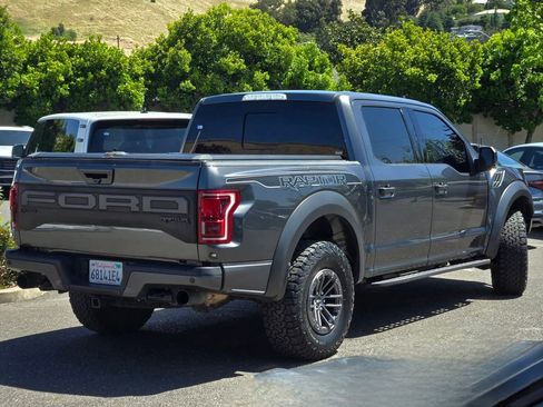 Used 2019 Ford F150 Raptor w/ Equipment Group 802A Luxury image 5