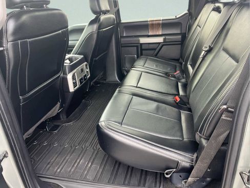 Used 2019 Ford F150 Lariat image 22