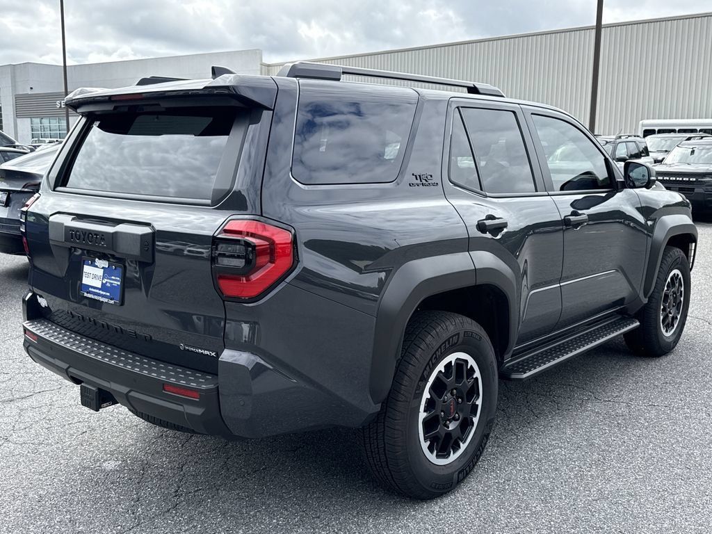 Used 2025 Toyota 4Runner TRD Off-Road Premium AWD/4WD image 7