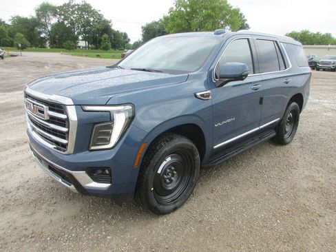 New 2026 GMC Yukon Elevation w/ Elevation Premium Package AWD/4WD image 9