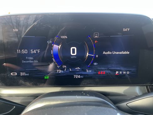 Used 2025 Chevrolet Silverado EV LT image 21