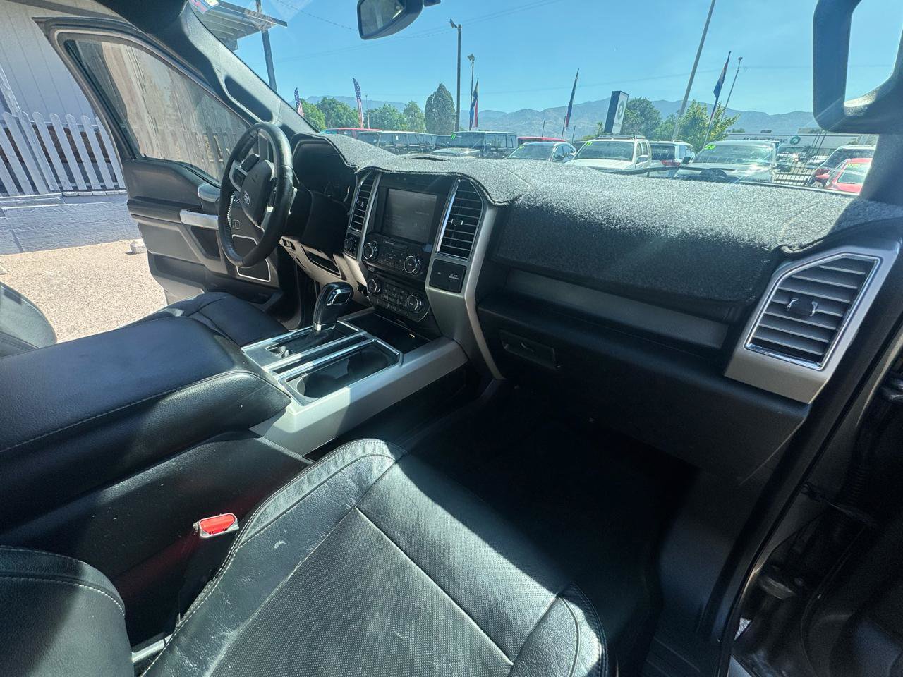 Used 2015 Ford F150 Lariat AWD/4WD image 17