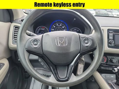 Used 2018 Honda HR-V LX image 10