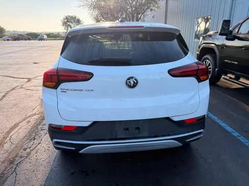 Used 2023 Buick Encore GX Preferred w/ Cold Weather Comfort Package AWD/4WD image 4