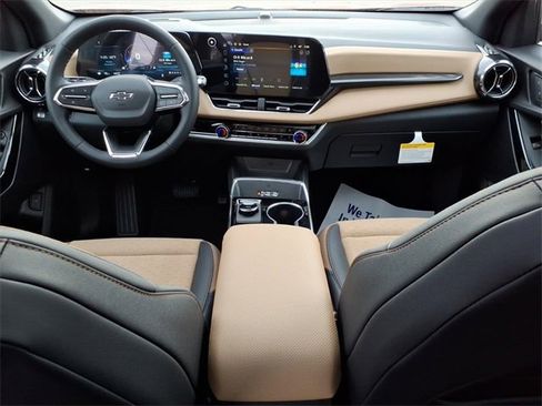 New 2026 Chevrolet Equinox ACTIV image 12