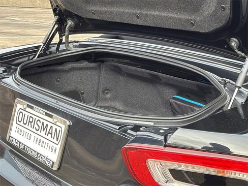 Used 2019 FIAT 124 Spider Lusso w/ Convenience Group image 16