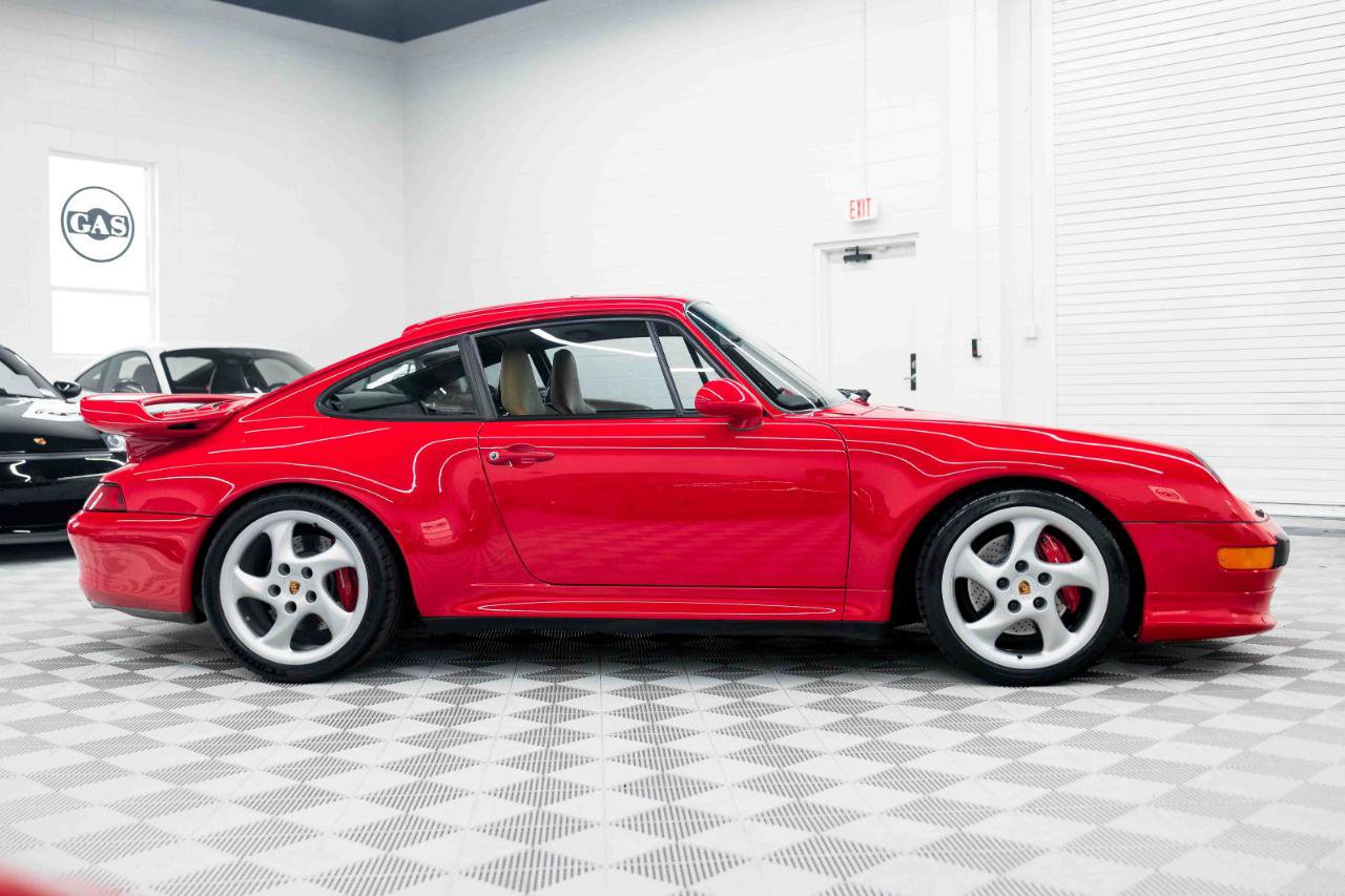 Used 1998 Porsche 911 Carrera 4S AWD/4WD image 8