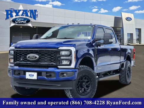 New 2026 Ford F250 XLT w/ XLT Premium Package AWD/4WD image 1