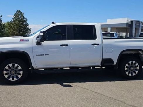 Used 2022 Chevrolet Silverado 3500 LT w/ All Star Edition AWD/4WD image 5