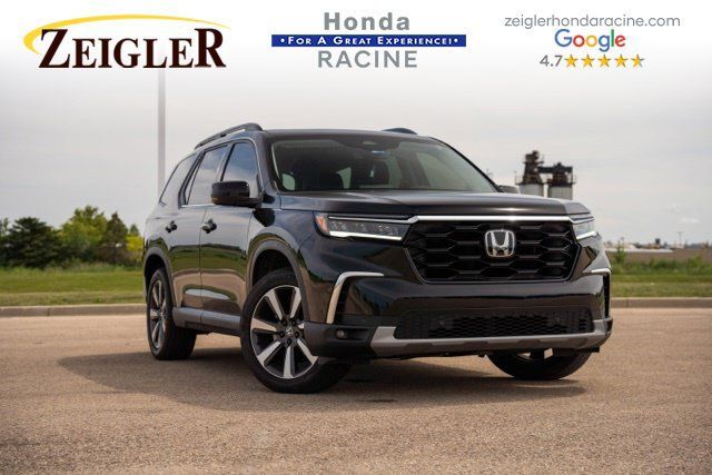 Used 2023 Honda Pilot Elite image 1