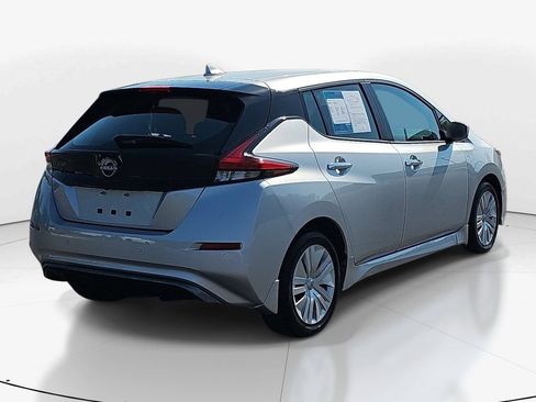 Used 2025 Nissan Leaf S FWD image 6