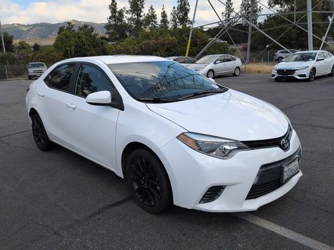 Used 2016 Toyota Corolla L image 2