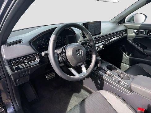 Used 2025 Honda Civic Sport Touring image 9