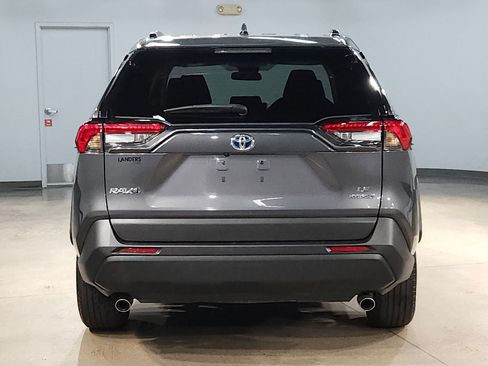 Certified 2024 Toyota RAV4 LE AWD/4WD image 6