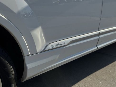 Used 2022 Audi Q7 3.0T Premium image 10