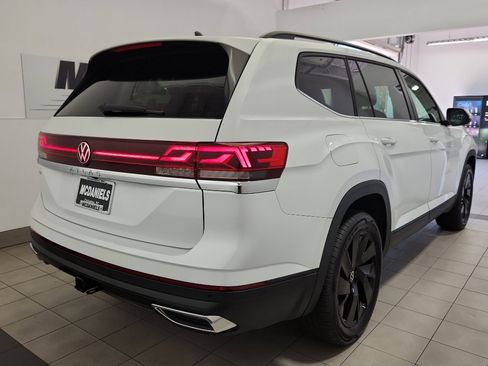 New 2026 Volkswagen Atlas SE FWD image 4