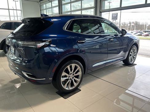 Used 2022 Buick Envision Avenir w/ Technology Package II image 7