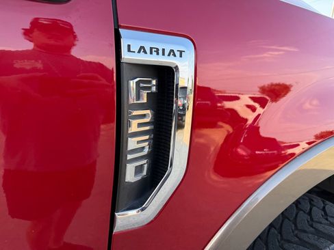 Used 2020 Ford F250 Lariat w/ Lariat Ultimate Package image 12