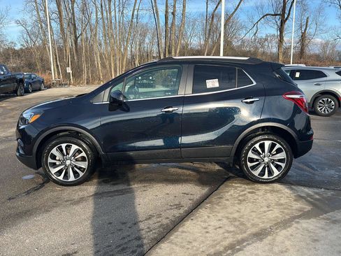 Used 2022 Buick Encore Preferred w/ Safety Package image 2