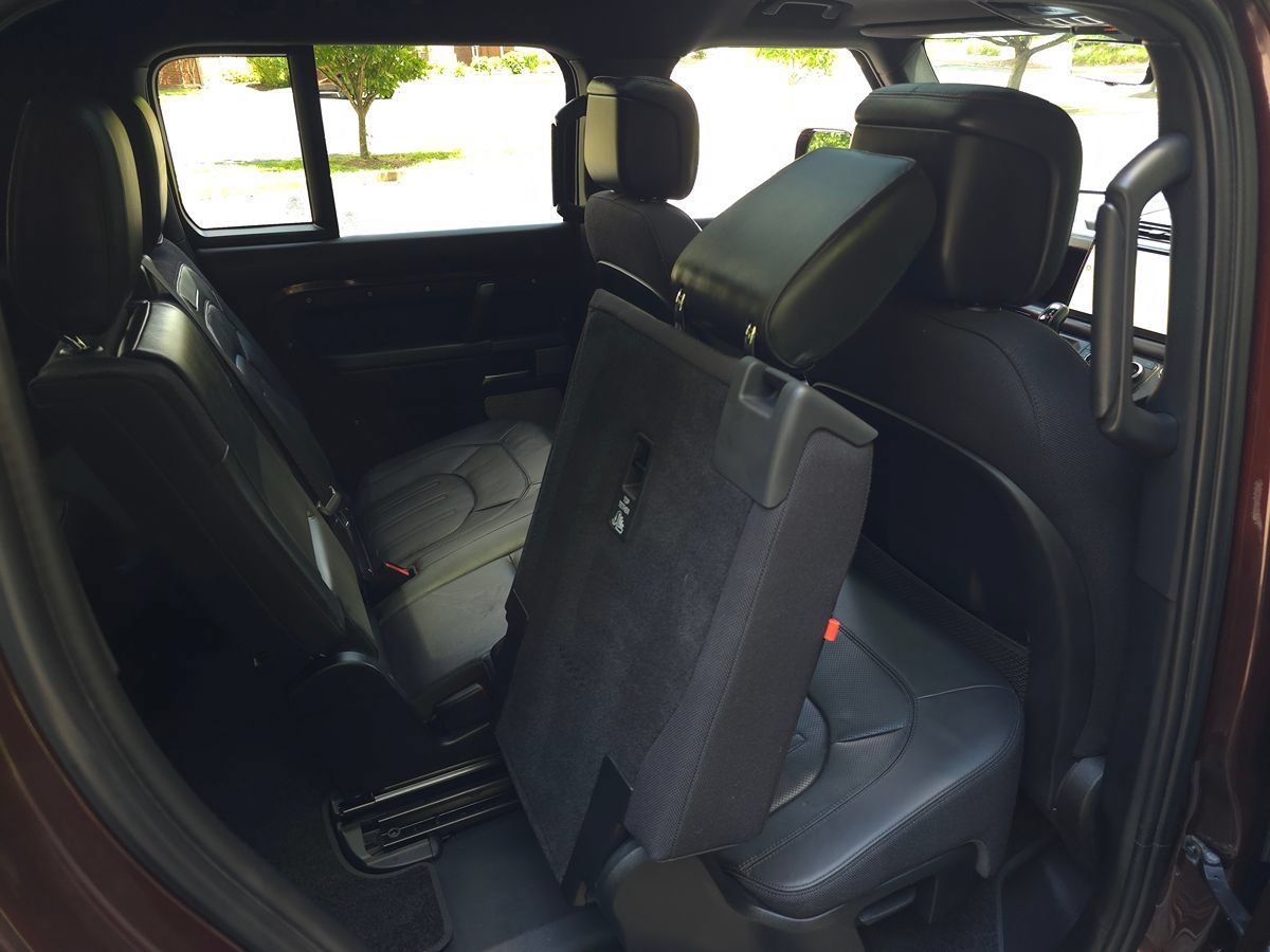Used 2023 Land Rover Defender 130 X AWD/4WD image 23