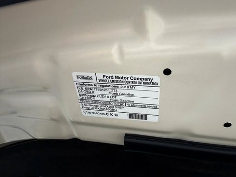 Used 2018 Ford Explorer Platinum AWD/4WD image 40