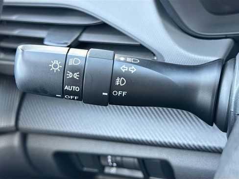 Certified 2025 Subaru Crosstrek 2.5i Limited w/ Crosstrek Mirror Package image 15