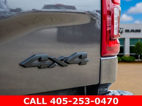 Used 2025 RAM 3500 Laramie AWD/4WD image 14