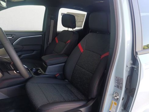 New 2025 Chevrolet Colorado Z71 w/ Technology Package image 12