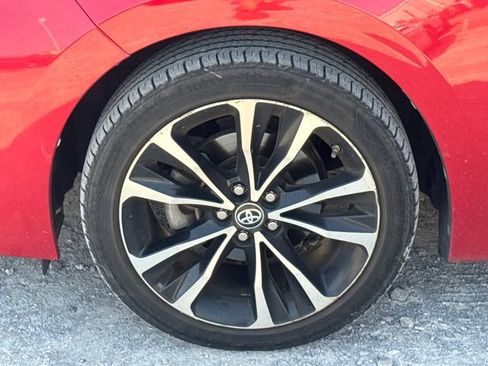 Used 2017 Toyota Corolla SE w/ Carpet Mat Package (TMS) FWD image 22
