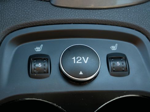 Used 2013 Ford Focus Titanium image 31