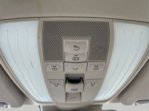 Used 2014 Mercedes-Benz E 350 Sedan image 34