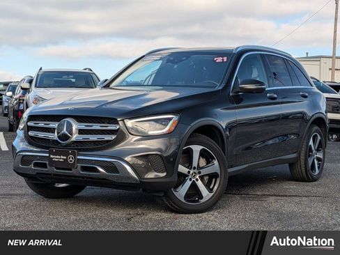 Used 2021 Mercedes-Benz GLC 300 4MATIC image 1