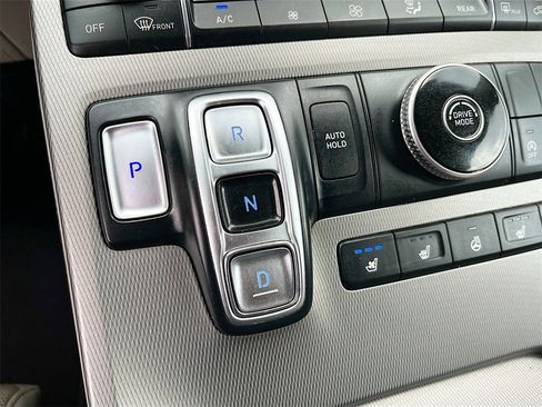 Used 2022 Hyundai Palisade Limited image 32