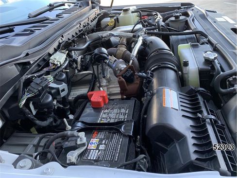 Used 2024 Ford F550 Crew Cab image 13