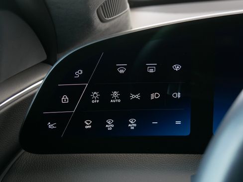 Used 2023 Lucid Air Touring AWD/4WD image 17