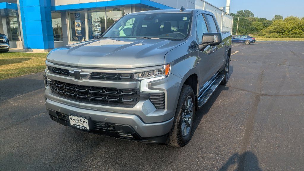 New 2026 Chevrolet Silverado 1500 RST w/ Safety Package AWD/4WD image 3