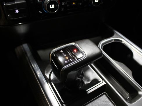 Used 2022 Chevrolet Silverado 1500 RST image 25