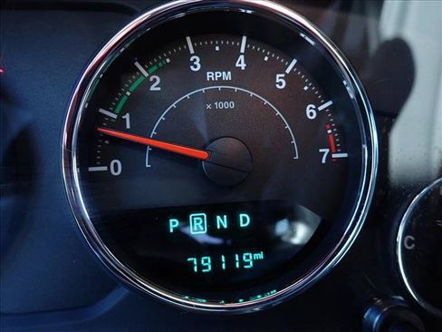 Used 2015 Jeep Wrangler Unlimited Rubicon AWD/4WD image 20