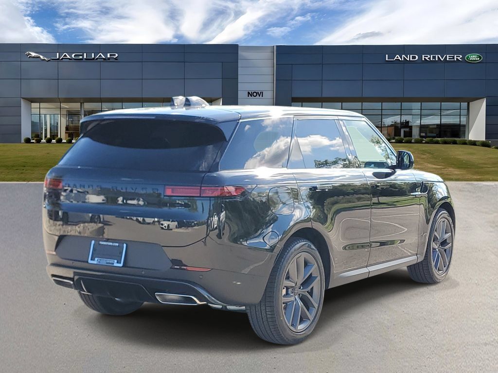 New 2027 Land Rover Range Rover Sport SE AWD/4WD image 4