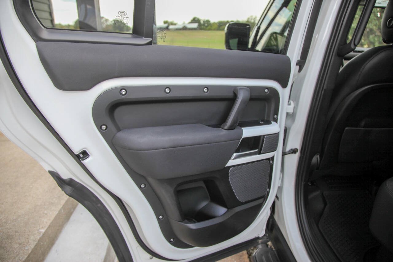 Used 2020 Land Rover Defender 110 SE AWD/4WD image 59