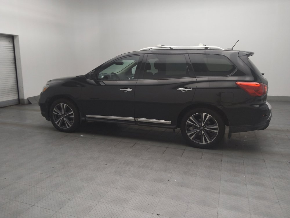 Used 2018 Nissan Pathfinder Platinum FWD image 3