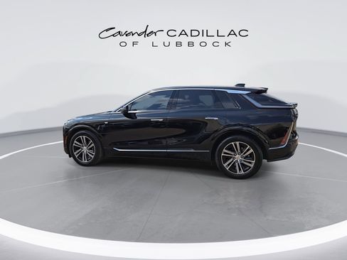 Used 2024 Cadillac Lyriq Luxury w/ LPO, Floor Liner Package RWD image 6