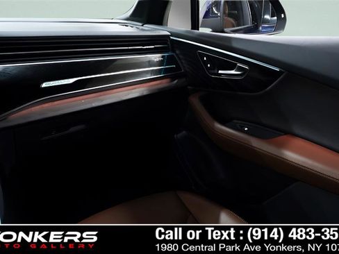 Used 2021 Audi Q7 3.0T Prestige w/ Prestige Package image 34