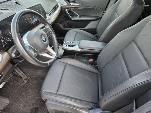 Used 2023 BMW X1 xDrive28i w/ Premium Package AWD/4WD image 14
