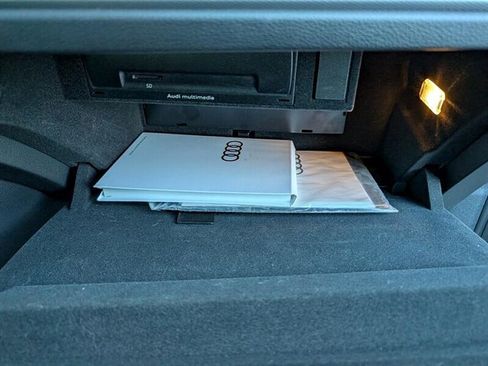 Used 2021 Audi Q3 2.0T Premium Plus w/ Premium Plus Package image 32