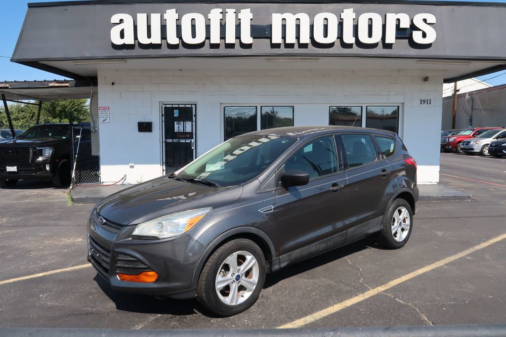 Used 2016 Ford Escape S FWD image 1
